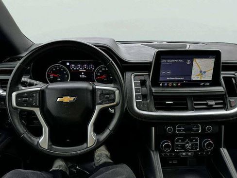 Used 2021 Chevrolet Suburban Premier w/ Premium Package RWD image 30