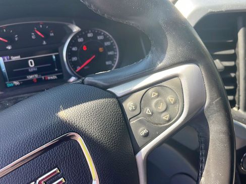 Used 2017 GMC Acadia SLE w/ Driver Alert Package I image 12