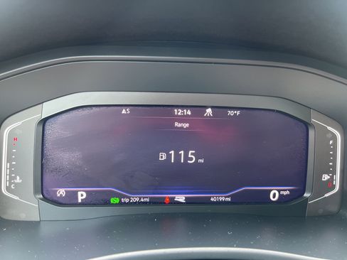 Used 2023 Volkswagen Atlas SEL Premium image 19