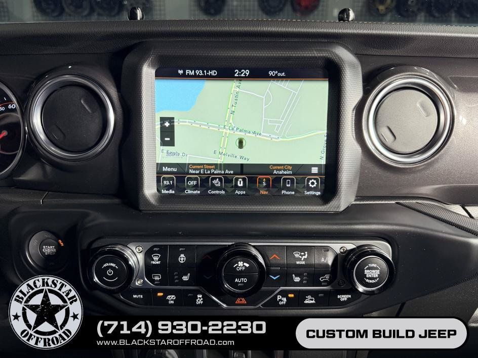 Used 2022 Jeep Wrangler Unlimited Rubicon w/ Trailer Tow Package AWD/4WD image 23