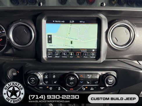 Used 2022 Jeep Wrangler Unlimited Rubicon w/ Trailer Tow Package AWD/4WD image 23