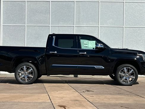 Used 2024 Toyota Tundra Capstone image 3