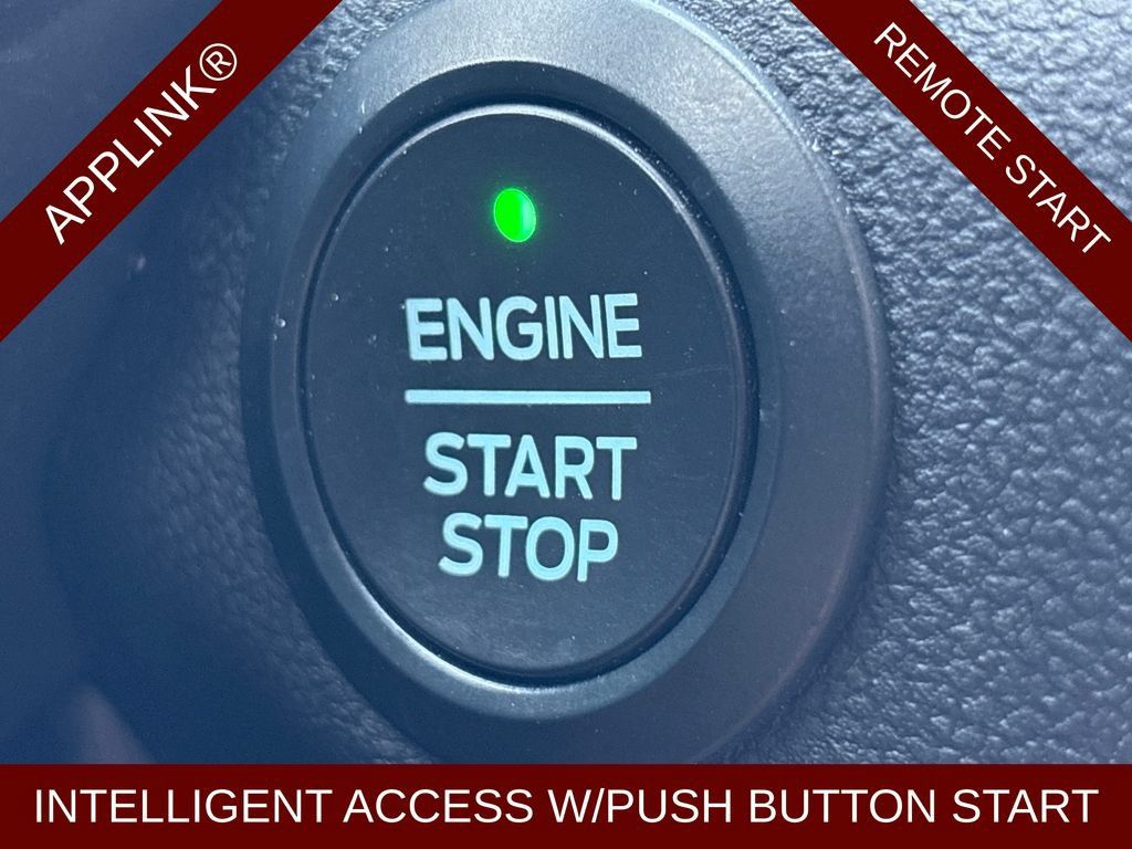 Certified 2020 Ford Escape Titanium AWD/4WD image 12