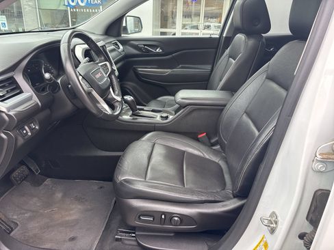 Used 2017 GMC Acadia SLT AWD/4WD image 12