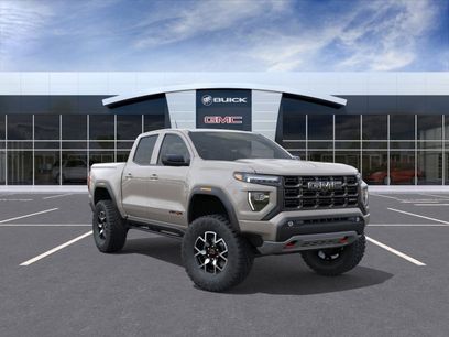 New 2026 GMC Canyon AT4X w/ LPO, Black Badging Package