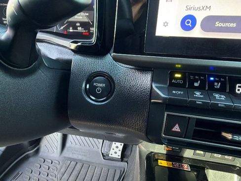 Used 2025 Toyota Camry XSE image 17