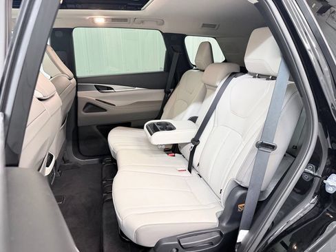 Certified 2026 INFINITI QX60 Pure w/ Cargo Package AWD/4WD image 35