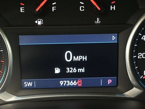 Used 2021 Chevrolet Traverse LT FWD image 10