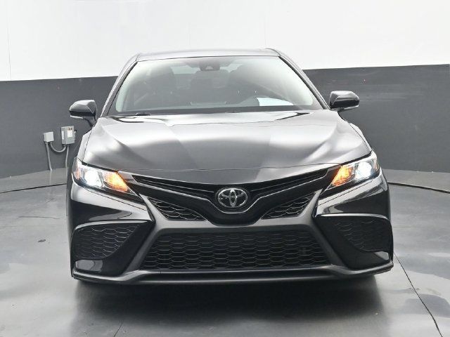 Used 2024 Toyota Camry SE FWD image 23