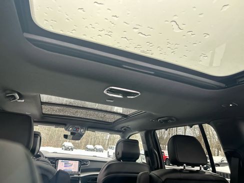 New 2026 Jeep Grand Wagoneer Limited image 38