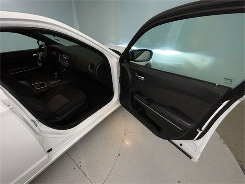 Used 2023 Dodge Charger SXT image 23