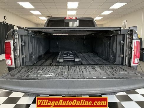 Used 2015 RAM 2500 Limited AWD/4WD image 35