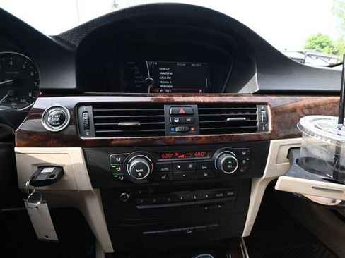 Used 2010 BMW 335i xDrive Coupe AWD/4WD image 9