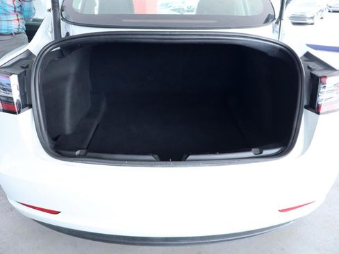 Used 2023 Tesla Model 3 Standard Range RWD image 26
