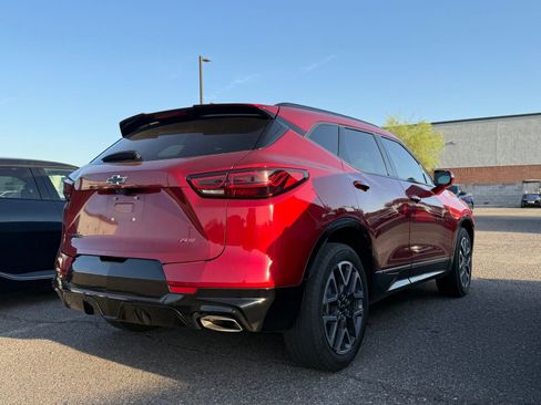 Used 2023 Chevrolet Blazer RS w/ Driver Confidence II Package image 4