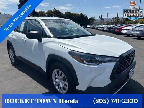 Used 2025 Toyota Corolla Cross L FWD image 12