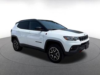 Used 2025 Jeep Compass Trailhawk AWD/4WD video 2