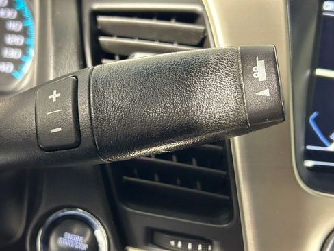 Used 2018 GMC Yukon Denali w/ Open Road Package image 32