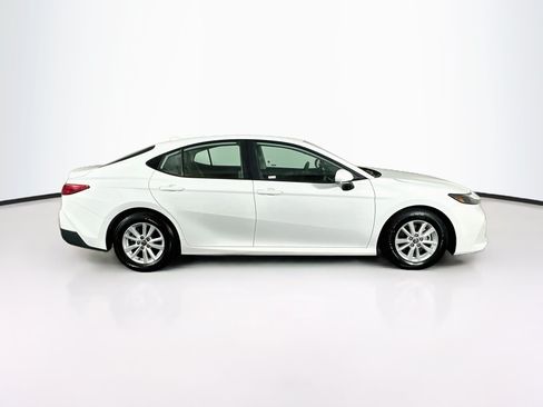 Used 2025 Toyota Camry LE FWD image 10