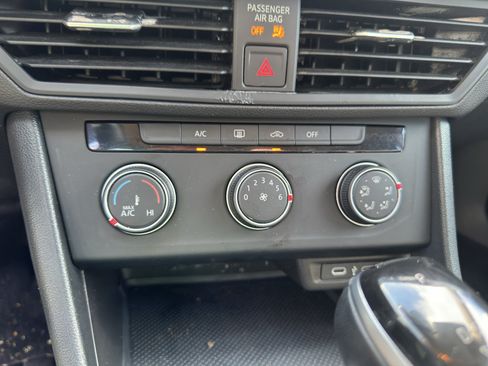 Used 2024 Volkswagen Jetta S FWD image 23