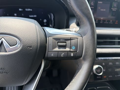 Used 2024 INFINITI QX60 Luxe AWD/4WD image 18