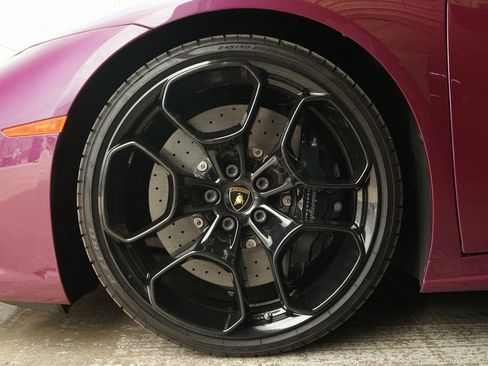 Used 2016 Lamborghini Huracan LP 610-4 image 25