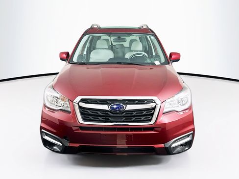 Used 2018 Subaru Forester 2.5i Premium w/ All-Weather Package image 2