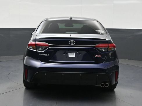 Used 2025 Toyota Corolla XSE FWD image 4