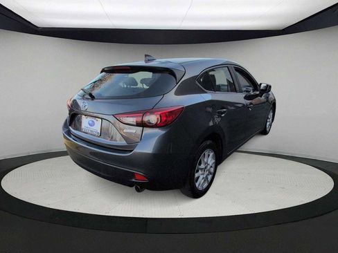 Used 2016 MAZDA MAZDA3 i Grand Touring image 8
