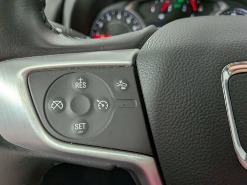 Used 2020 GMC Terrain SLE w/ Driver Convenience Package FWD image 8