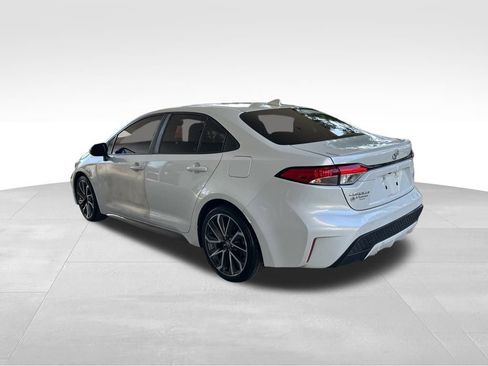 Used 2022 Toyota Corolla SE image 4