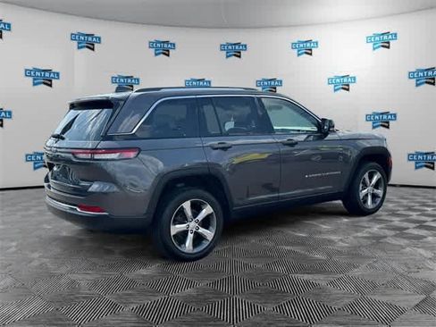 Certified 2022 Jeep Grand Cherokee Limited image 6