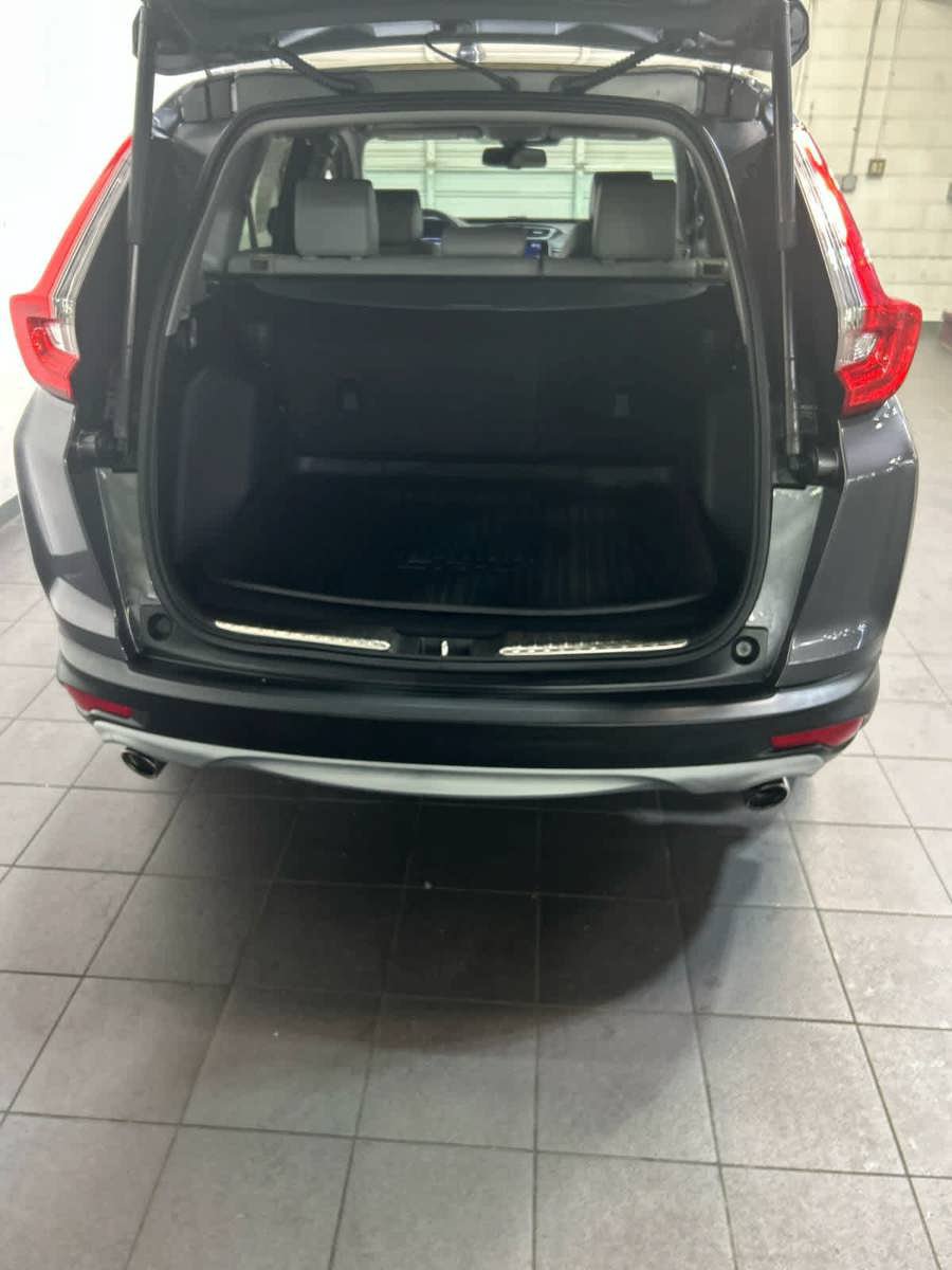 Used 2017 Honda CR-V Touring image 11