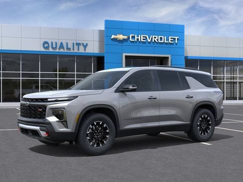 New 2026 Chevrolet Traverse Z71 w/ Driver Confidence Package AWD/4WD image 2