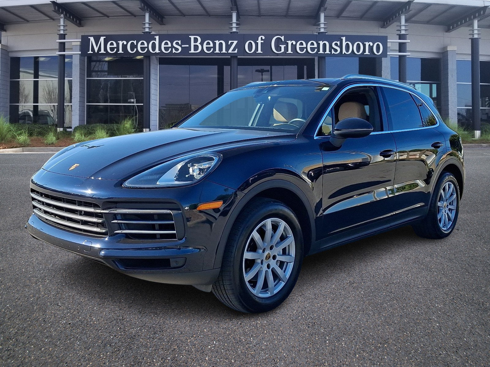 Used 2019 Porsche Cayenne AWD/4WD image 3