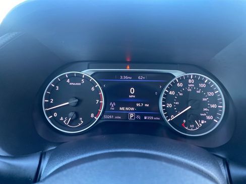 Used 2024 Nissan Sentra SV image 19