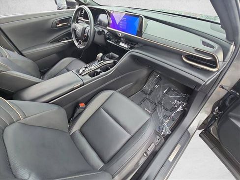 Used 2024 Toyota Crown AWD/4WD image 22