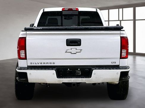 Used 2017 Chevrolet Silverado 1500 LTZ Z71 w/ LTZ Plus Package image 4