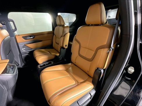 Used 2025 Nissan Armada SL w/ Captain's Chari Seat Package AWD/4WD image 35