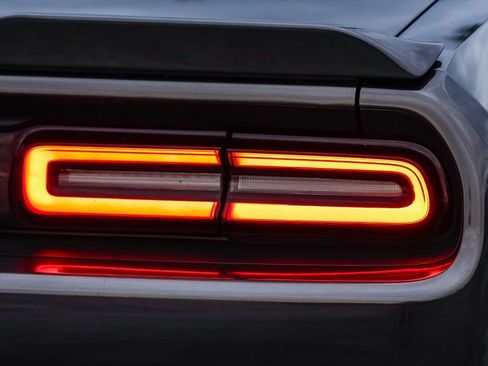 Used 2022 Dodge Challenger GT image 9