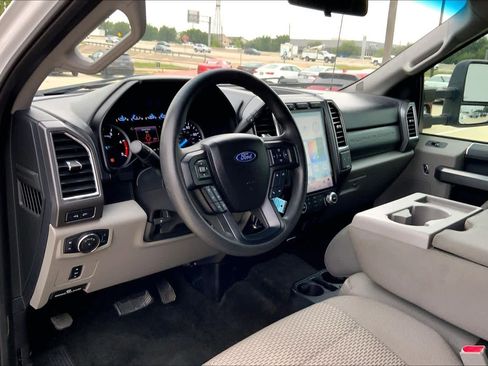 Used 2017 Ford F350 XLT w/ XLT Value Package AWD/4WD image 16