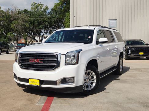 Used 2019 GMC Yukon XL SLT w/ Open Road Package AWD/4WD image 1