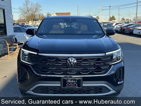 Used 2024 Volkswagen Atlas Cross Sport SEL image 2