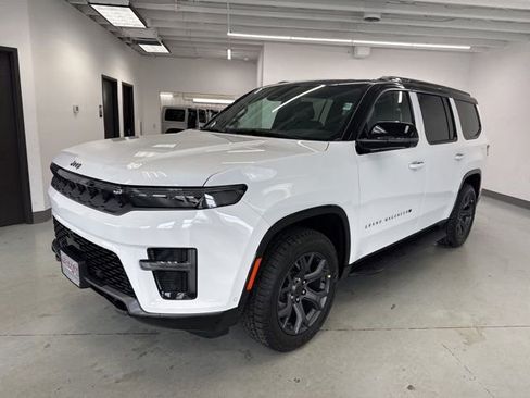 New 2026 Jeep Grand Wagoneer 4WD image 3