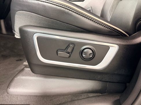 Used 2023 RAM 1500 Laramie image 26