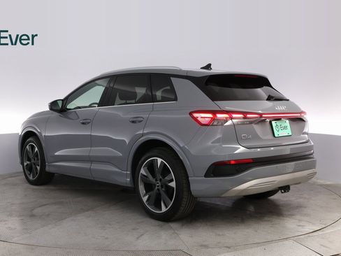 Used 2022 Audi Q4 e-tron Premium Plus image 14