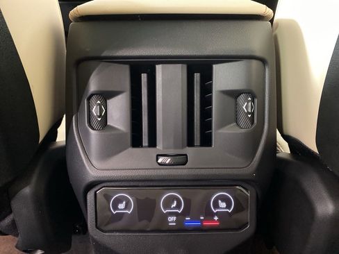 New 2026 BMW X3 xDrive30 w/ Premium Package image 18