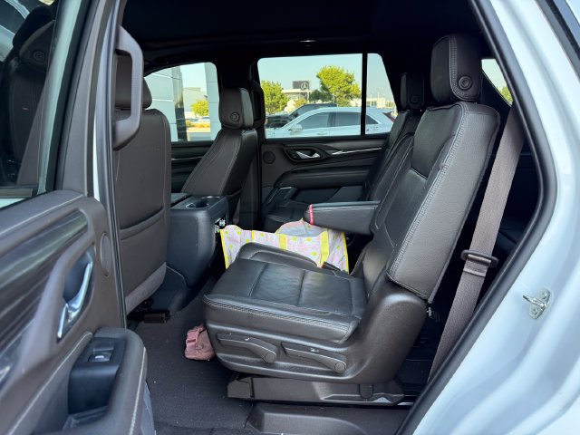 Used 2023 GMC Yukon Denali w/ LPO, Floor Liner Package AWD/4WD image 6