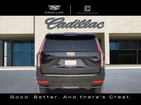 Used 2022 Cadillac Escalade Sport Platinum w/ Heavy-Duty Trailer Package AWD/4WD image 6
