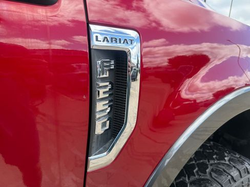 Used 2018 Ford F250 Lariat w/ Lariat Value Package AWD/4WD image 10